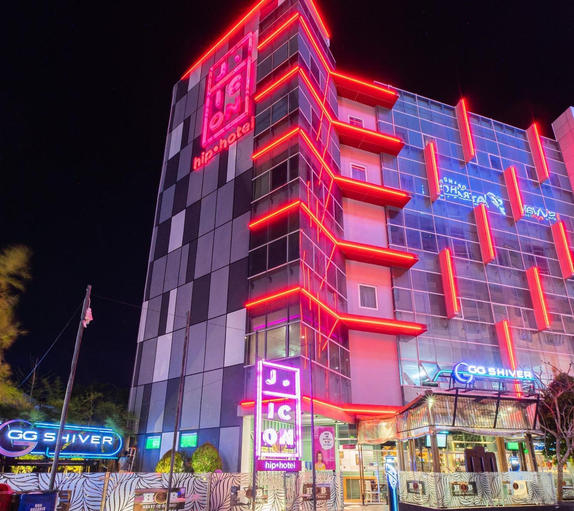 J Icon Hip Hotel Balikpapan  Exteriör bild